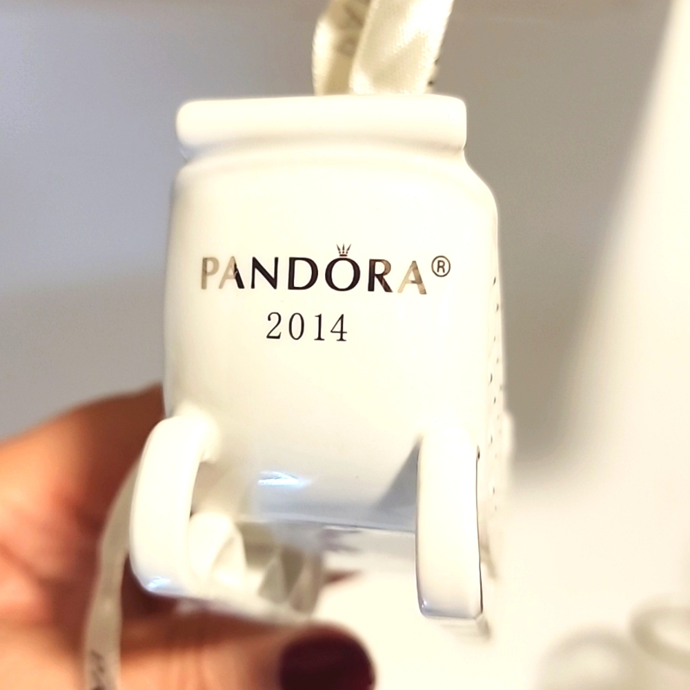 2014 Pandora Sleigh - Picture 2 of 6